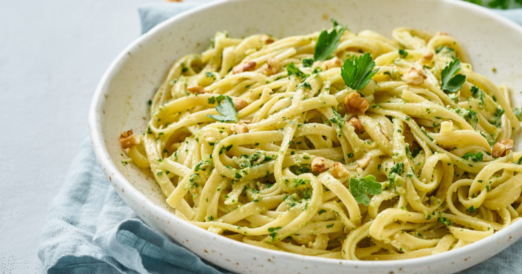 Parsley-Walnut Pesto Spaghetti